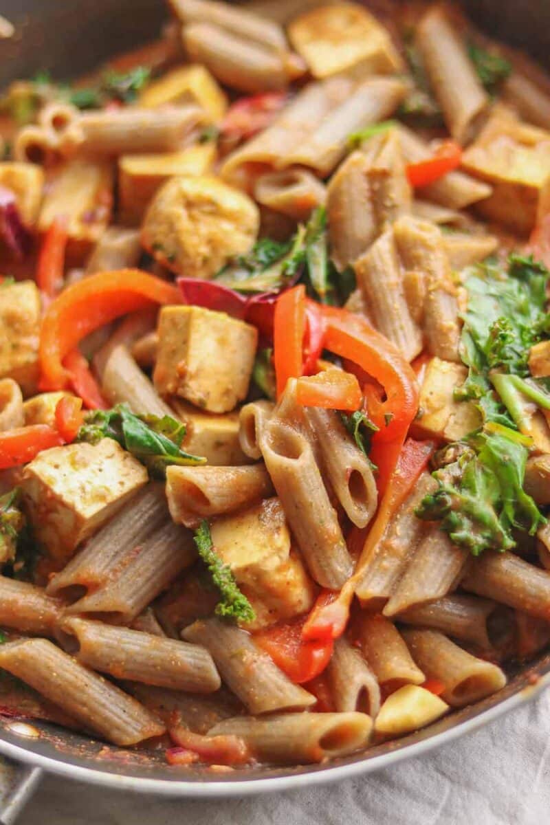 Tomato sauce pasta with tofu and red pepper vegan gluten-free