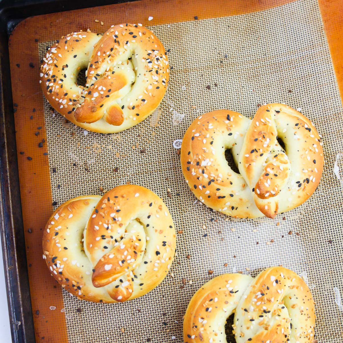 how to make soft pretzels