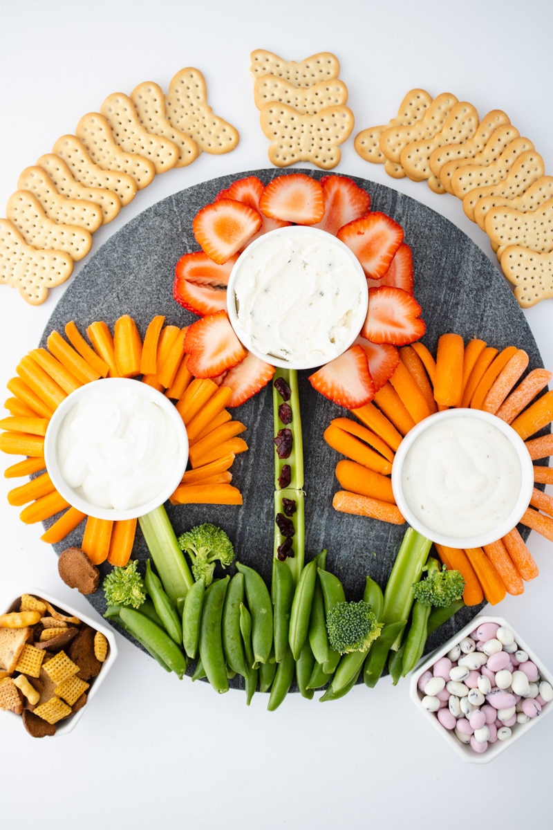 veggie tray shaped like flowers for a spring party