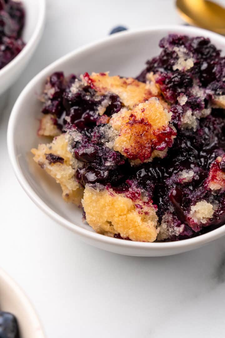 Vegan Blueberry Cobbler - Oh My Veggies