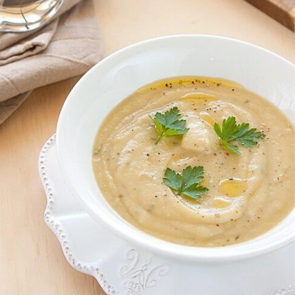 https://ohmyveggies.com/wp-content/uploads/2023/08/Celeriac-Soup-1200px-square.jpg