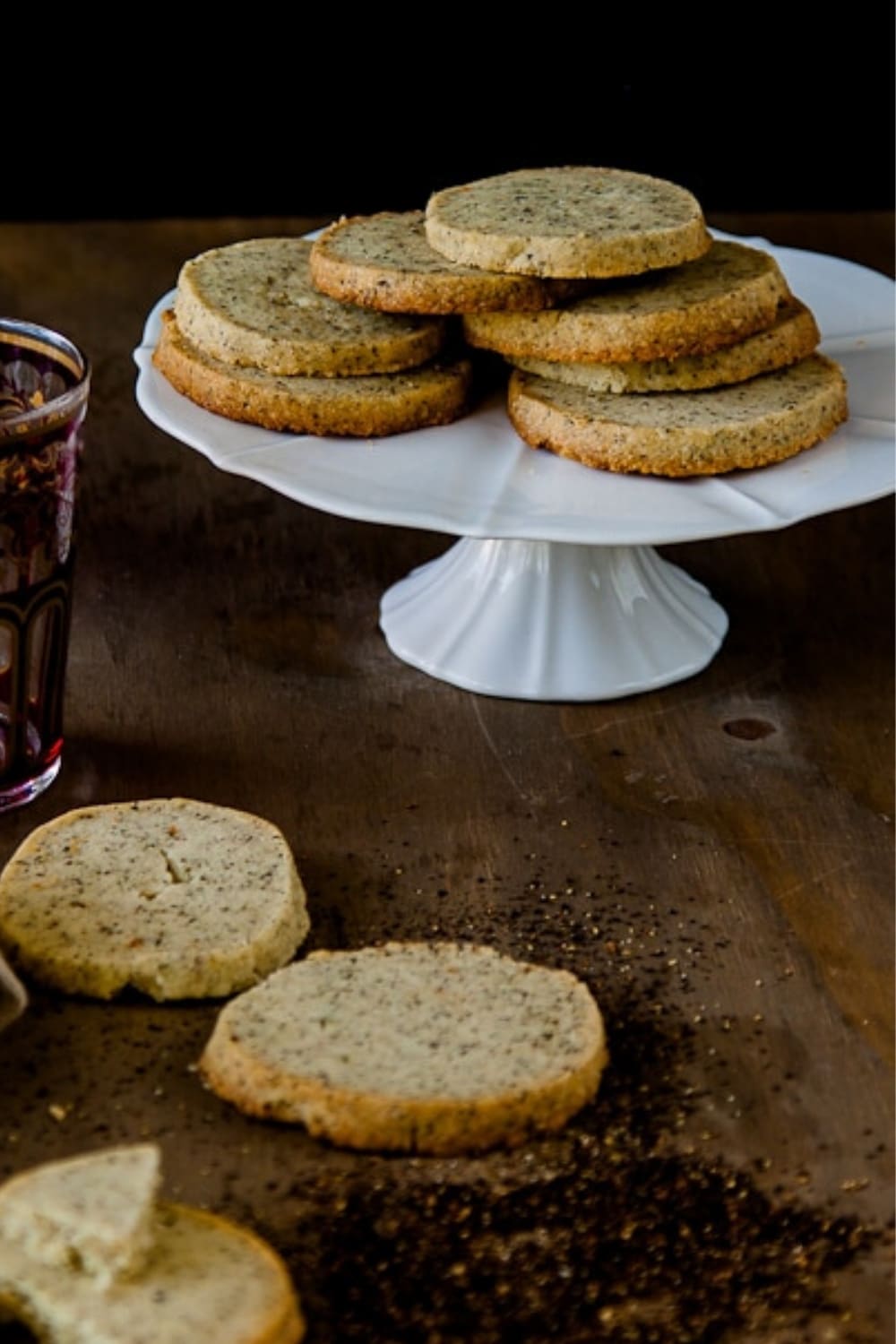 Chai Shortbread Cookies