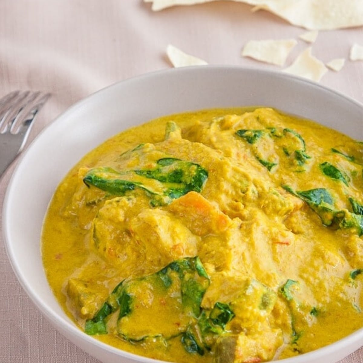 Yellow cheap curry dishes