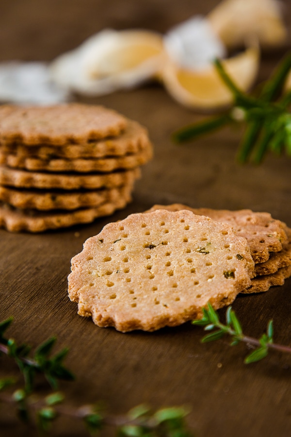 Herb and Garlic Amaranth Crackers  #vegan #glutenfree| DeliciousEveryday.com