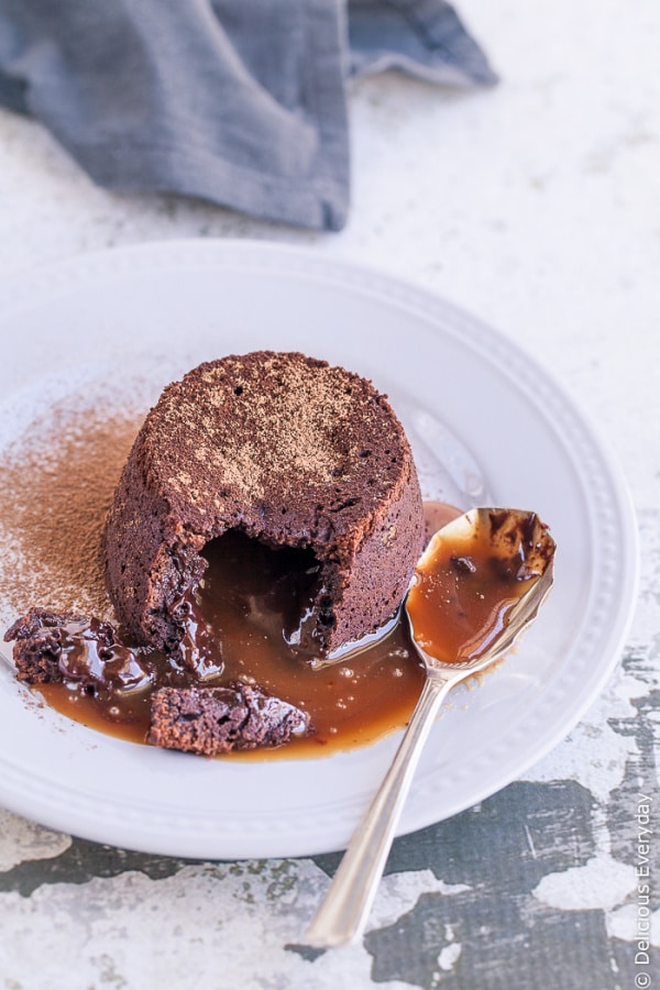 Chocolate Fondant Recipe with Salted Caramel Filling {gluten-free +  dairy-free} - Oh My Veggies