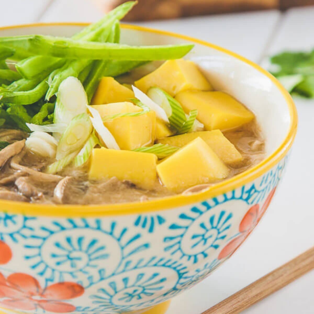 Zuppa di miso con soba, tofu e verdure – Miso soup with soba tofu and vegs