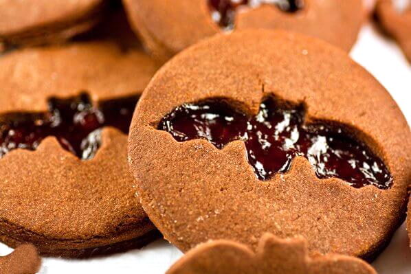 cute chocolate halloween cookies