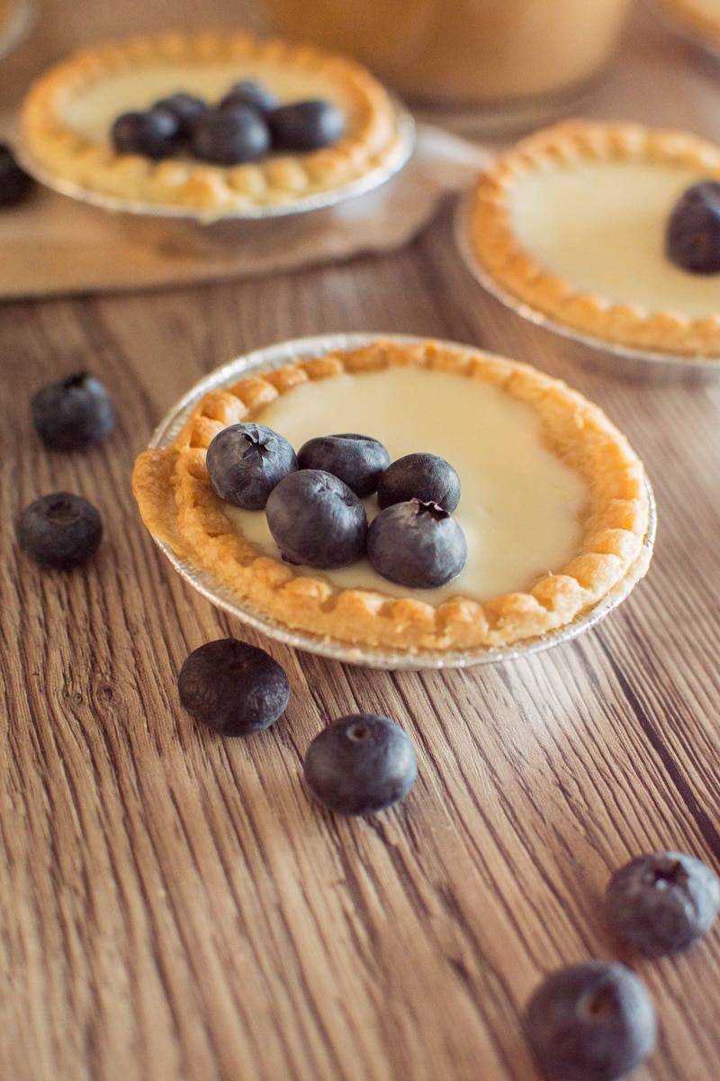 mini lemon tarts