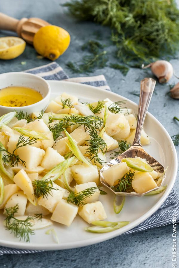 This healthy mayo-free lemon dill potato salad is fresh, full of flavour and perfect for those hot summer days! Light and refreshing, thanks to the citrus and herbs this is a potato salad you'll make again and again.