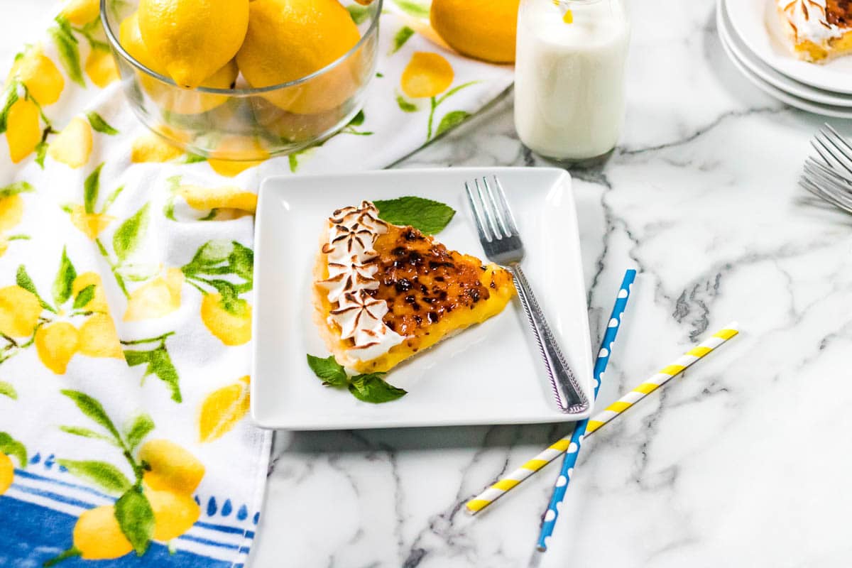 lemon tart slice