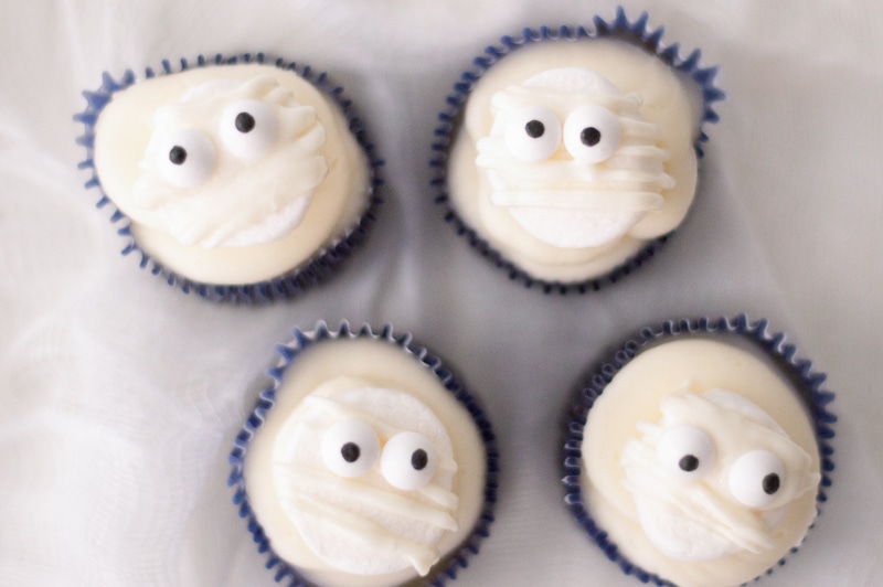 mummy cupcakes for halloween