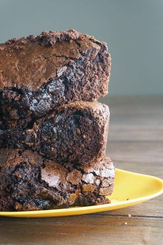 olive oil brownies being served