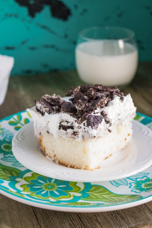 Oreo poke cake