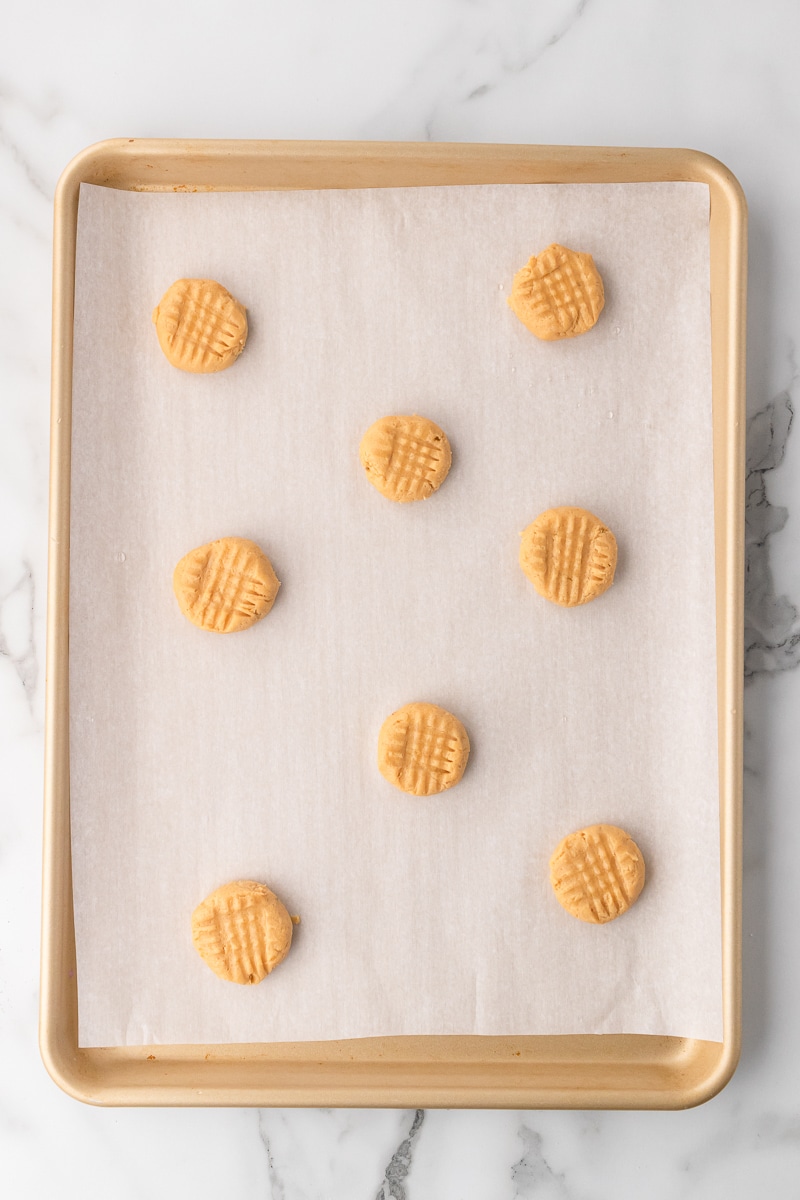 peanut butter banana cookies