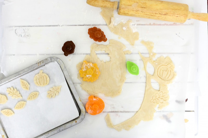 baking pie crust shapes to decorate the pie