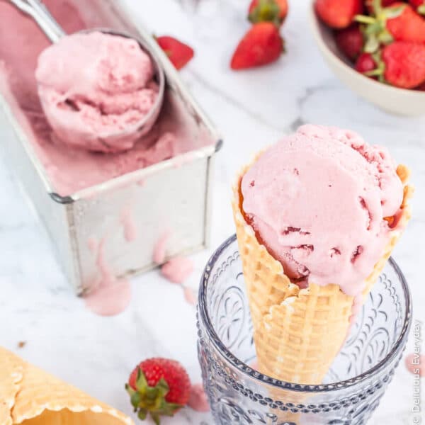vegan strawberry ice cream