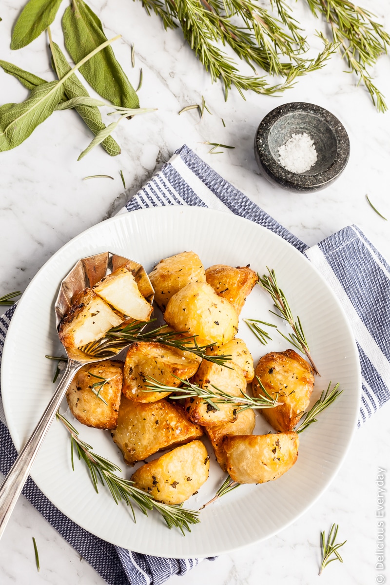 The Best Crispy Roast Potatoes Ever Recipe