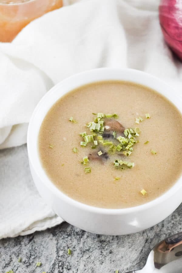 vegan cream of mushroom soup