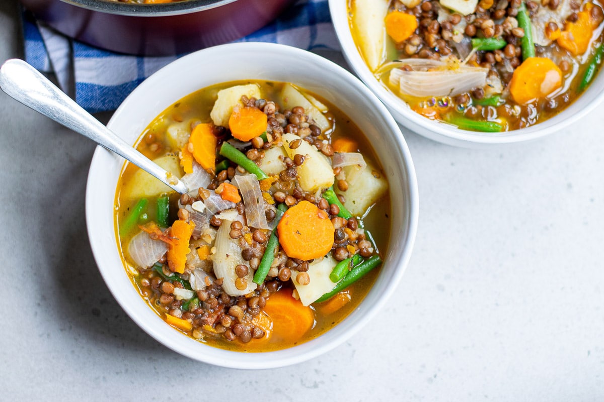 bowl of vegan lentil soup