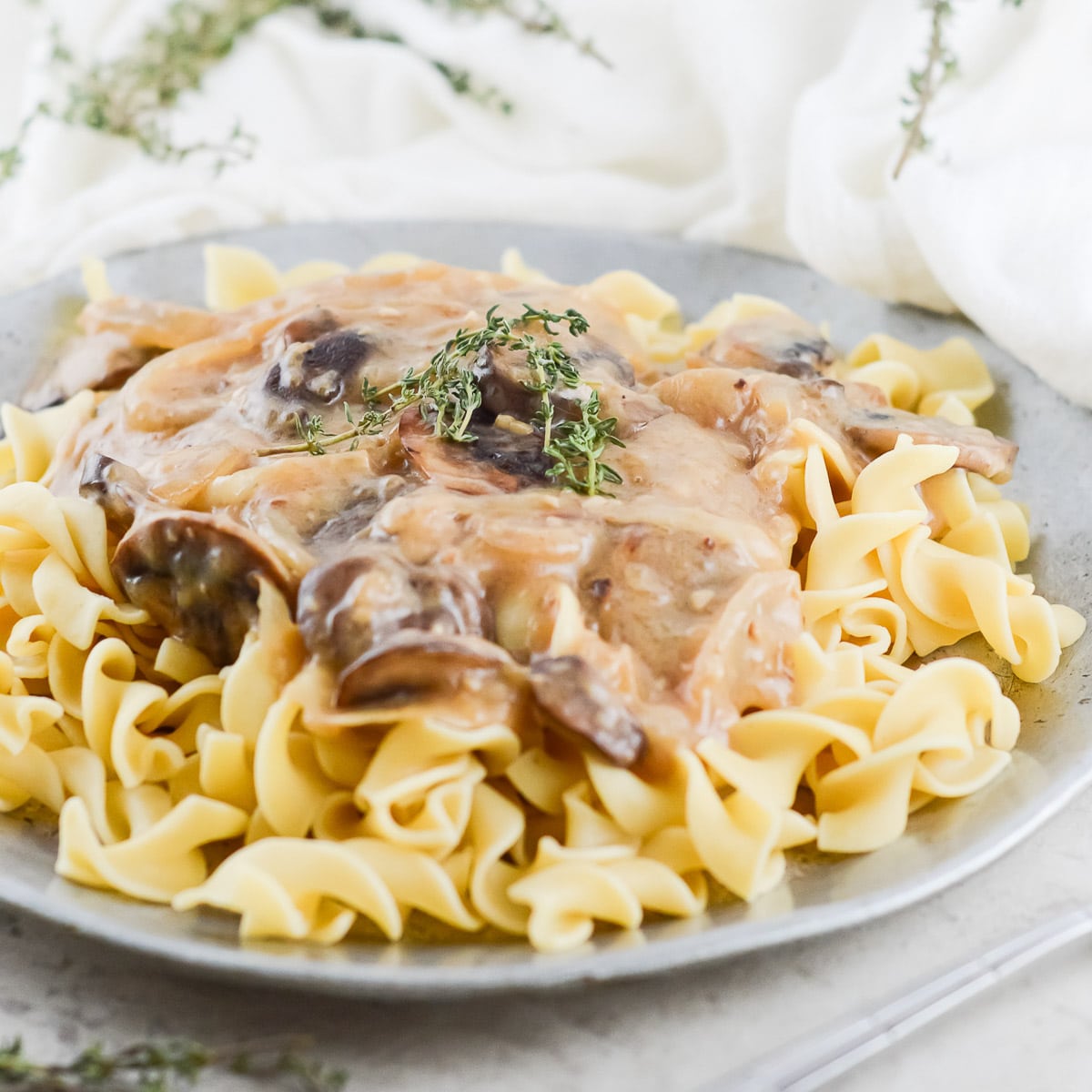 Vegan Mushroom Stroganoff - Oh My Veggies