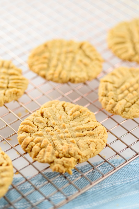 finished vegan peanut butter cookies on a cooling rack