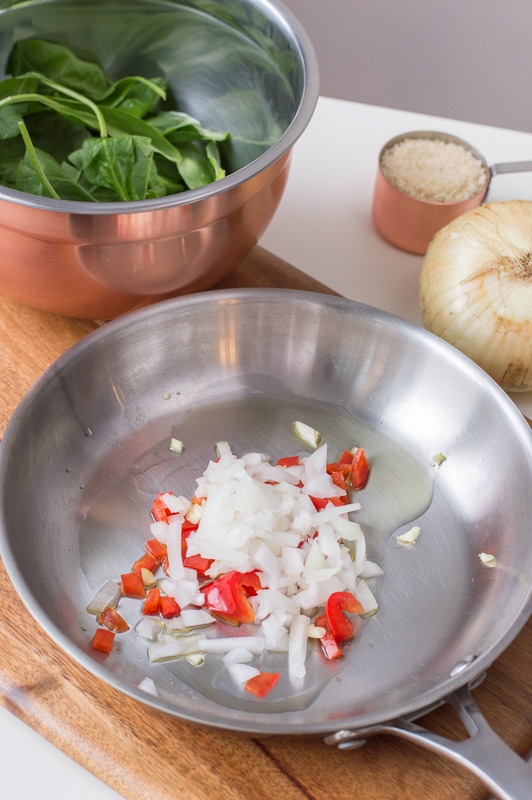 Greek-Style Vegan Stuffed Mushrooms {dairy free}