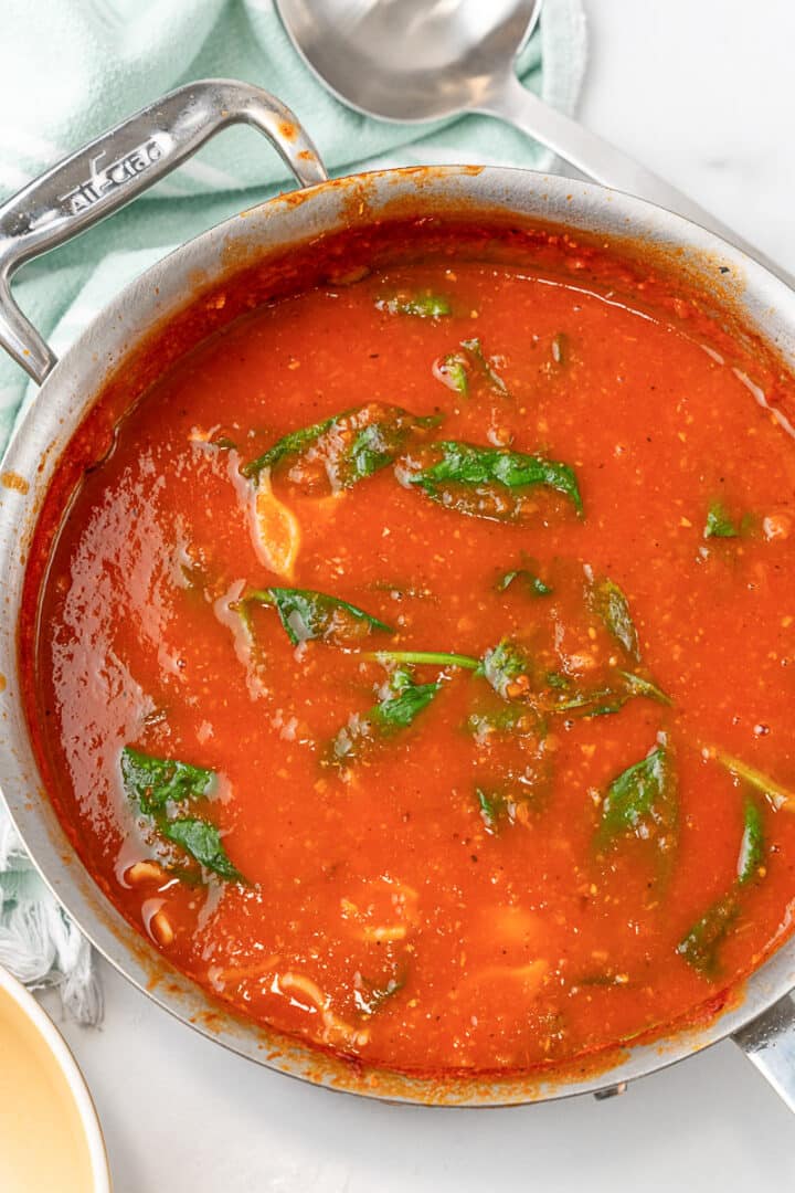 Tomato Florentine Soup - Oh My Veggies