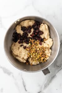 cranberry pistachio biscotti