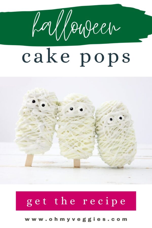 Halloween cake pops shaped like mummies, with text overlay for Pinterest