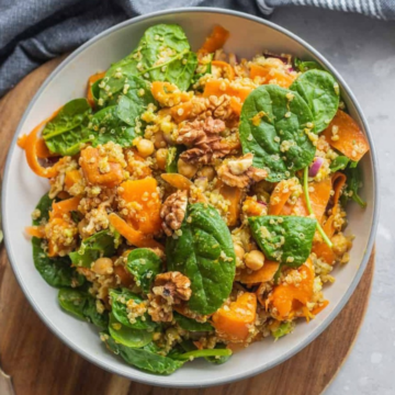 Pumpkin chickpea quinoa bowl with roasted pumpkin, quinoa, chickpeas and spinach
