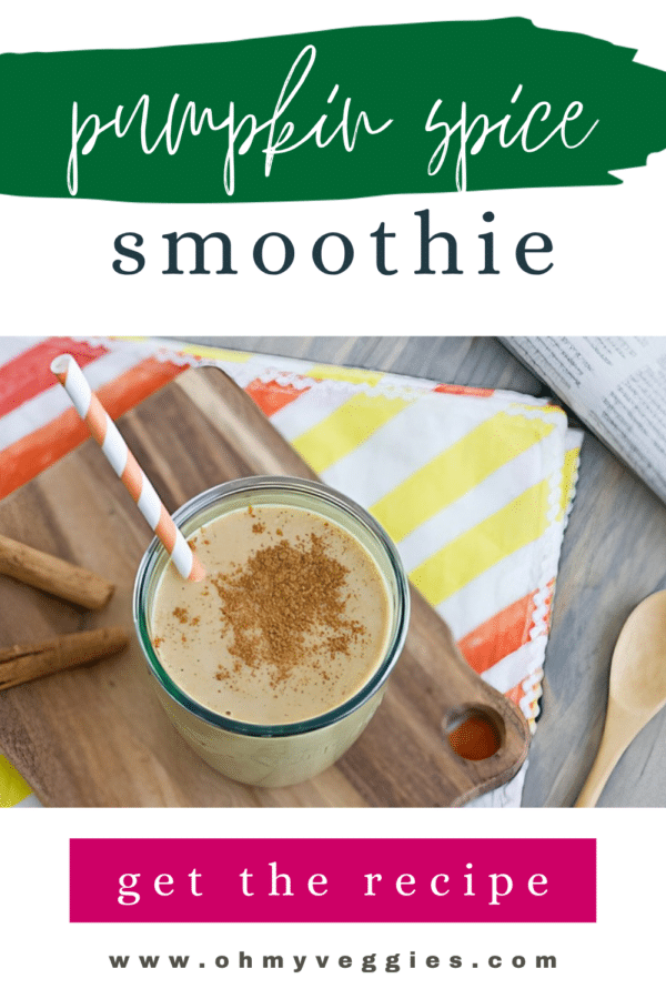 Vegan pumpkin spice smoothie Pinterest graphic with a glass of pumpkin breakfast shake